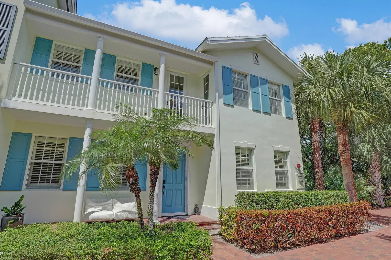 Picture of 1028 E Heritage Club Circle, Delray Beach, FL 33483
