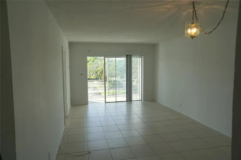 Picture of 4311 Crystal Lake Dr 321, Deerfield Beach FL 33064