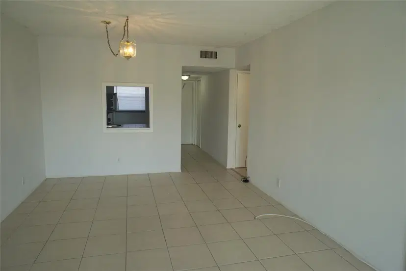 Picture of 4311 Crystal Lake Dr 321, Deerfield Beach FL 33064