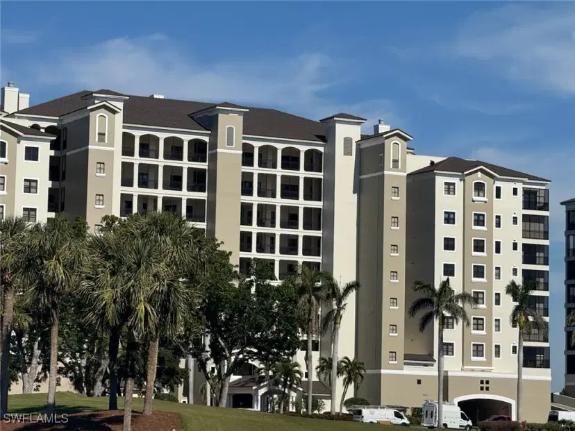 Picture of 11620 Court Of Palms 102, Fort Myers FL 33908