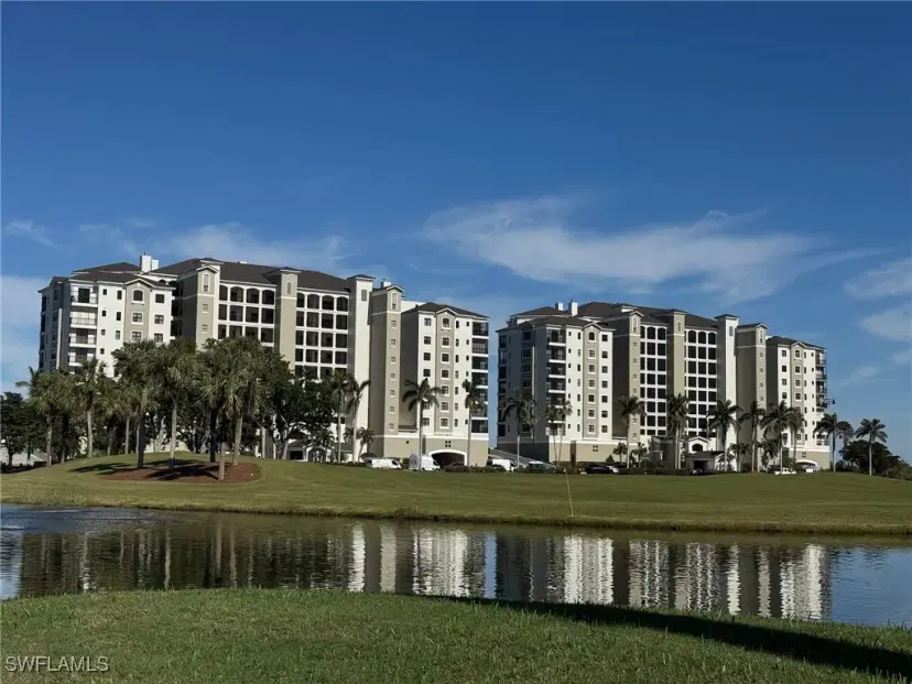 Picture of 11620 Court Of Palms 102, Fort Myers FL 33908