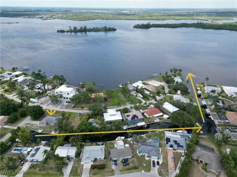 Picture of 4520 E Riverside Dr, Fort Myers FL 33905