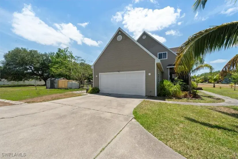 Picture of 3199 River Grove Cir, Fort Myers FL 33905
