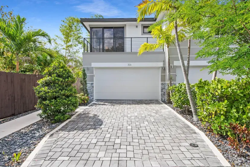 Picture of 306 SW 9Th St, Fort Lauderdale FL 33315