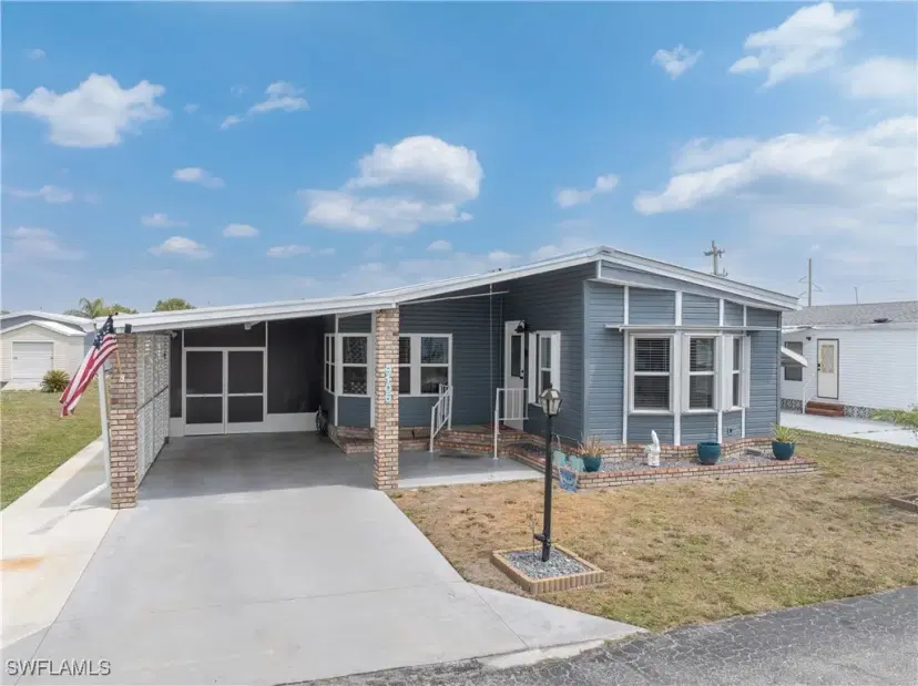 Picture of 9105 Flamingo Cir, North Fort Myers FL 33903