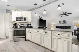 Picture of 9105 Flamingo Cir, North Fort Myers, FL 33903