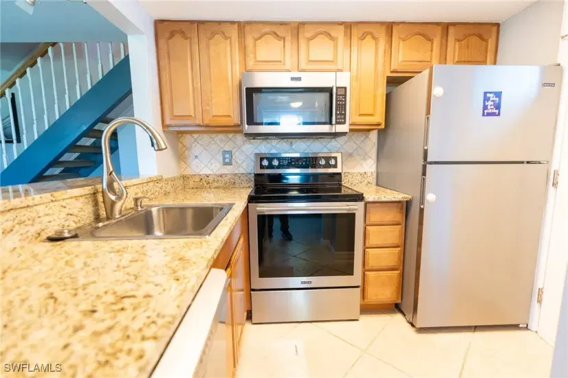 Picture of 3271 Maple Leaf Cir 3, Fort Myers FL 33907