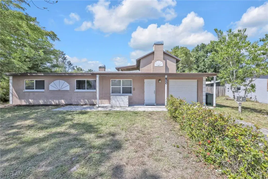 Picture of 800 Camellia Dr, North Fort Myers, FL 33903