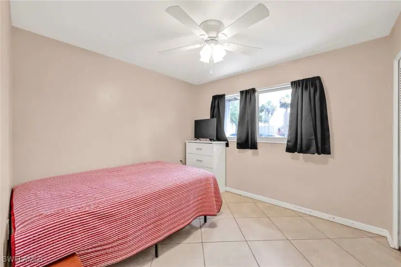 Picture of 800 Camellia Dr, North Fort Myers FL 33903