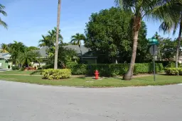 Picture of 1190 Woodcrest Road W, West Palm Beach, FL 33417