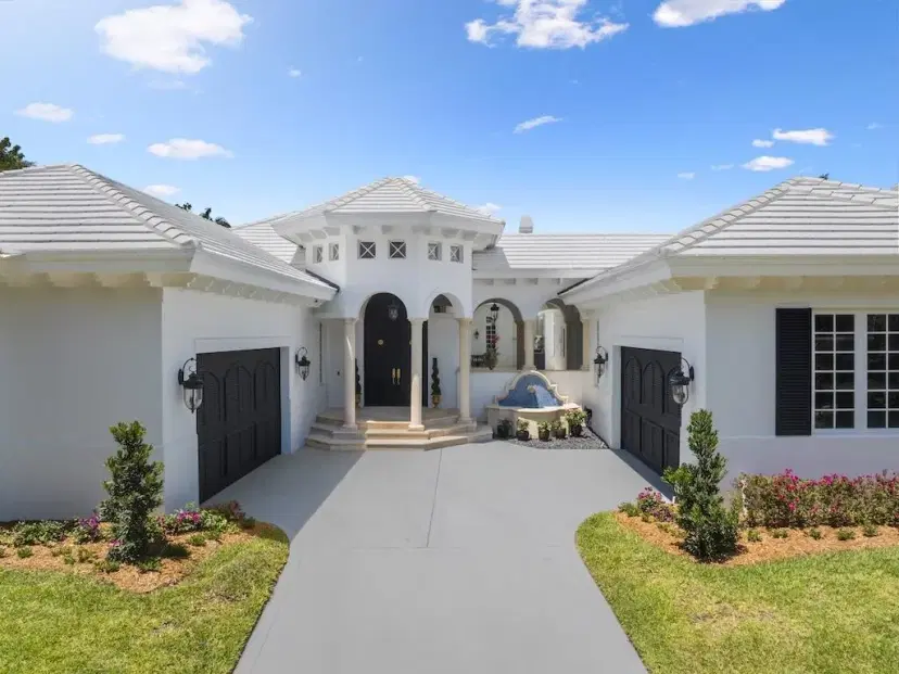 Picture of 7 Beachside Drive