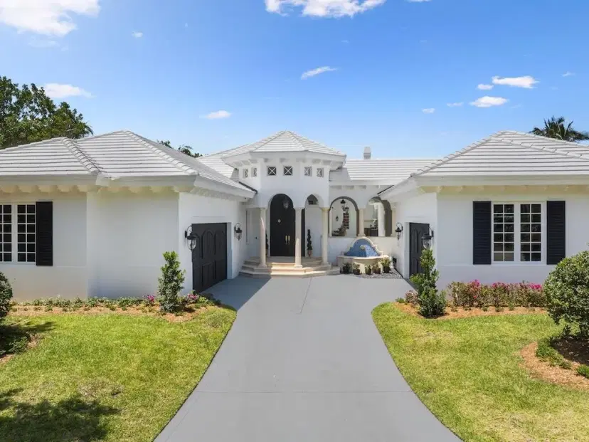 Picture of 7 Beachside Drive