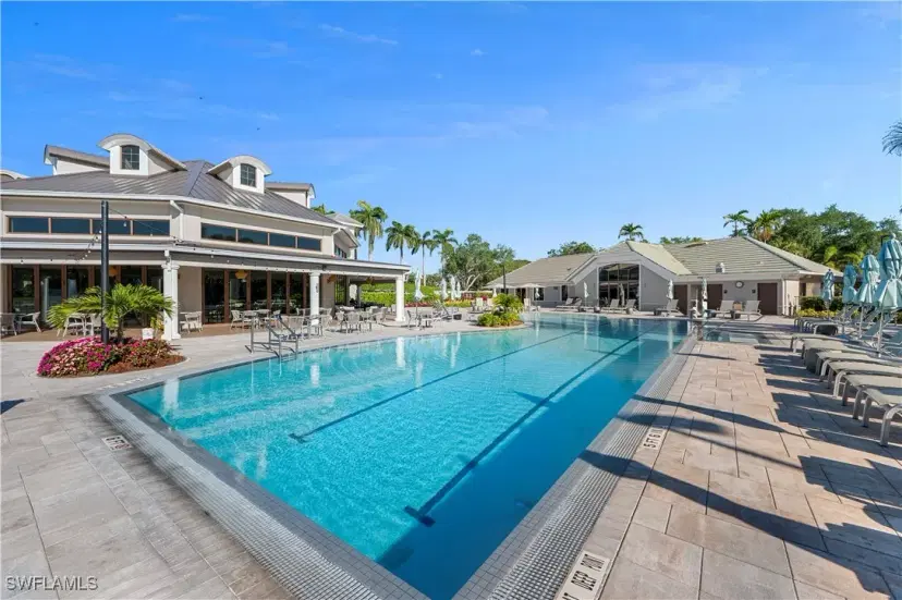 Picture of 1980 Willow Bend Cir 203, Naples FL 34109
