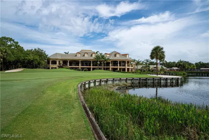 Picture of 1980 Willow Bend Cir 203, Naples FL 34109