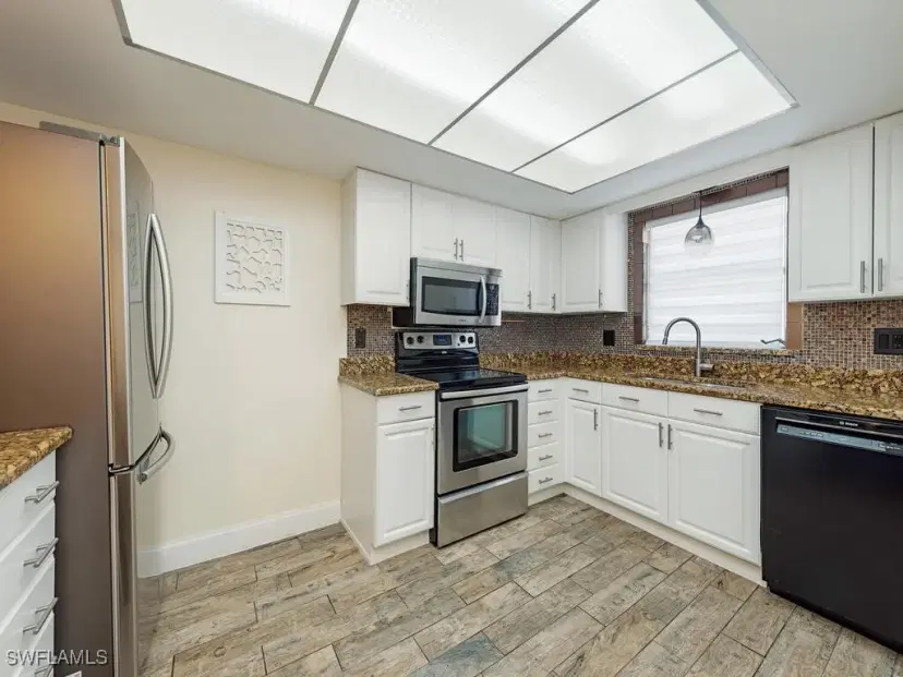Picture of 39 Watercolor Way 39, Naples, FL 34113