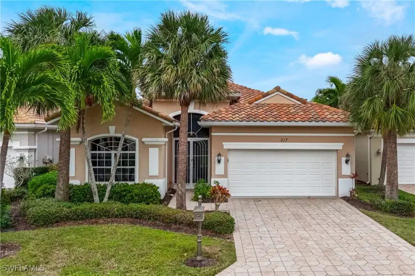 Picture of 317 Harvard Ln, Naples FL 34104
