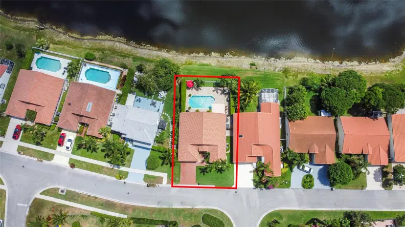 Picture of 4360 Camrose Ln, West Palm Beach FL 33417