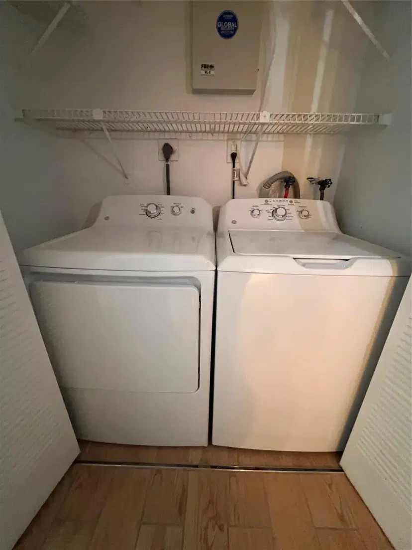 Picture of 14615 SW 143 Place Circle 14615, Miami FL 33186