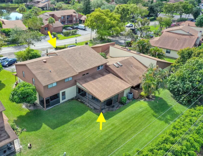 Picture of 6189 Pine Tree Ln C, Tamarac FL 33319