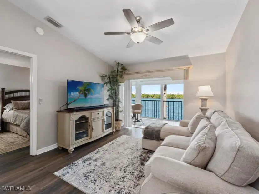 Picture of 1025 Mainsail Dr 214, Naples FL 34114