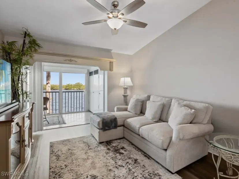 Picture of 1025 Mainsail Dr 214, Naples FL 34114