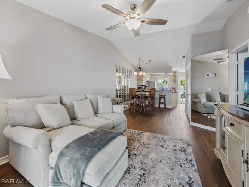 Picture of 1025 Mainsail Dr 214, Naples FL 34114