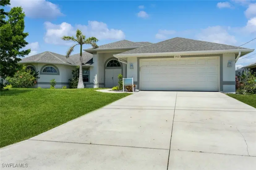 Picture of 1921 SE 12Th St, Cape Coral FL 33990