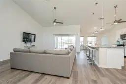 Picture of 1921 SE 12Th St, Cape Coral, FL 33990