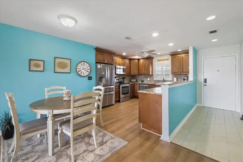 Picture of 1006 SE 46Th St 2B, Cape Coral FL 33904