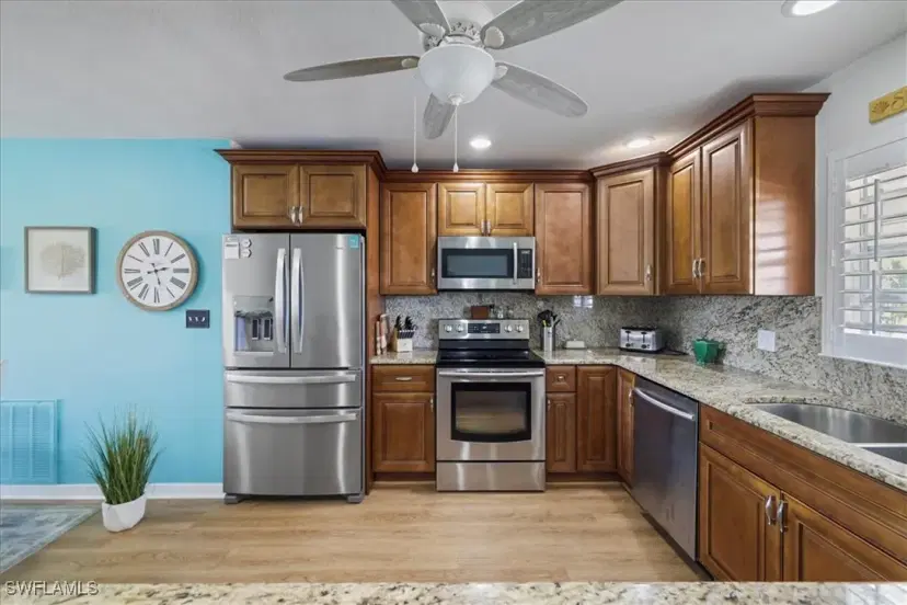Picture of 1006 SE 46Th St 2B, Cape Coral FL 33904