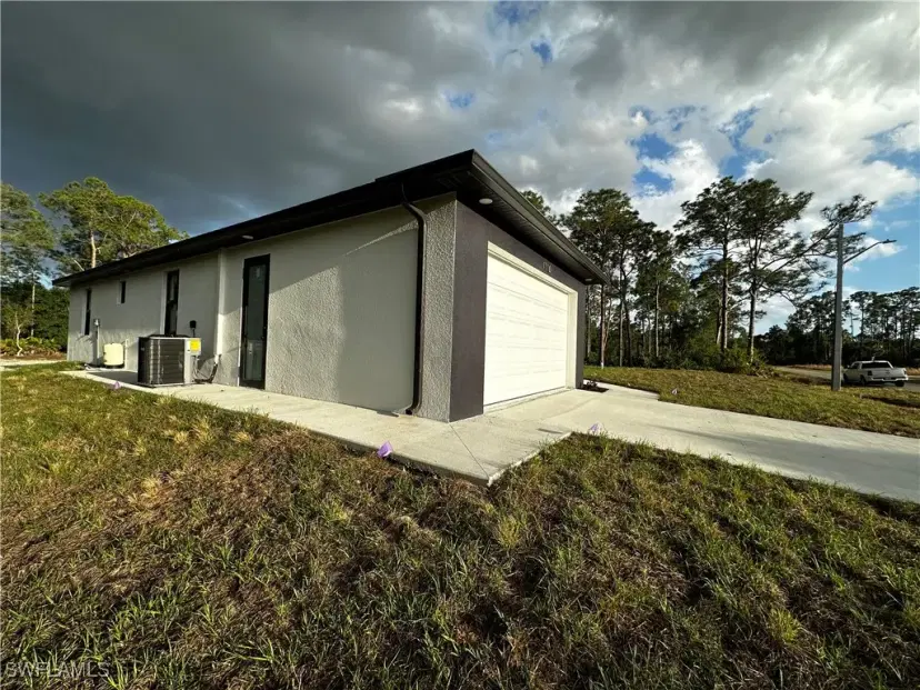 Picture of 1310 Acacia Ave, Lehigh Acres FL 33972