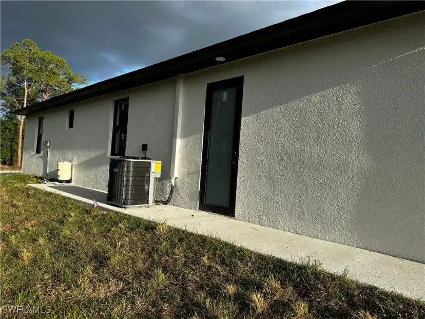 Picture of 1310 Acacia Ave, Lehigh Acres FL 33972