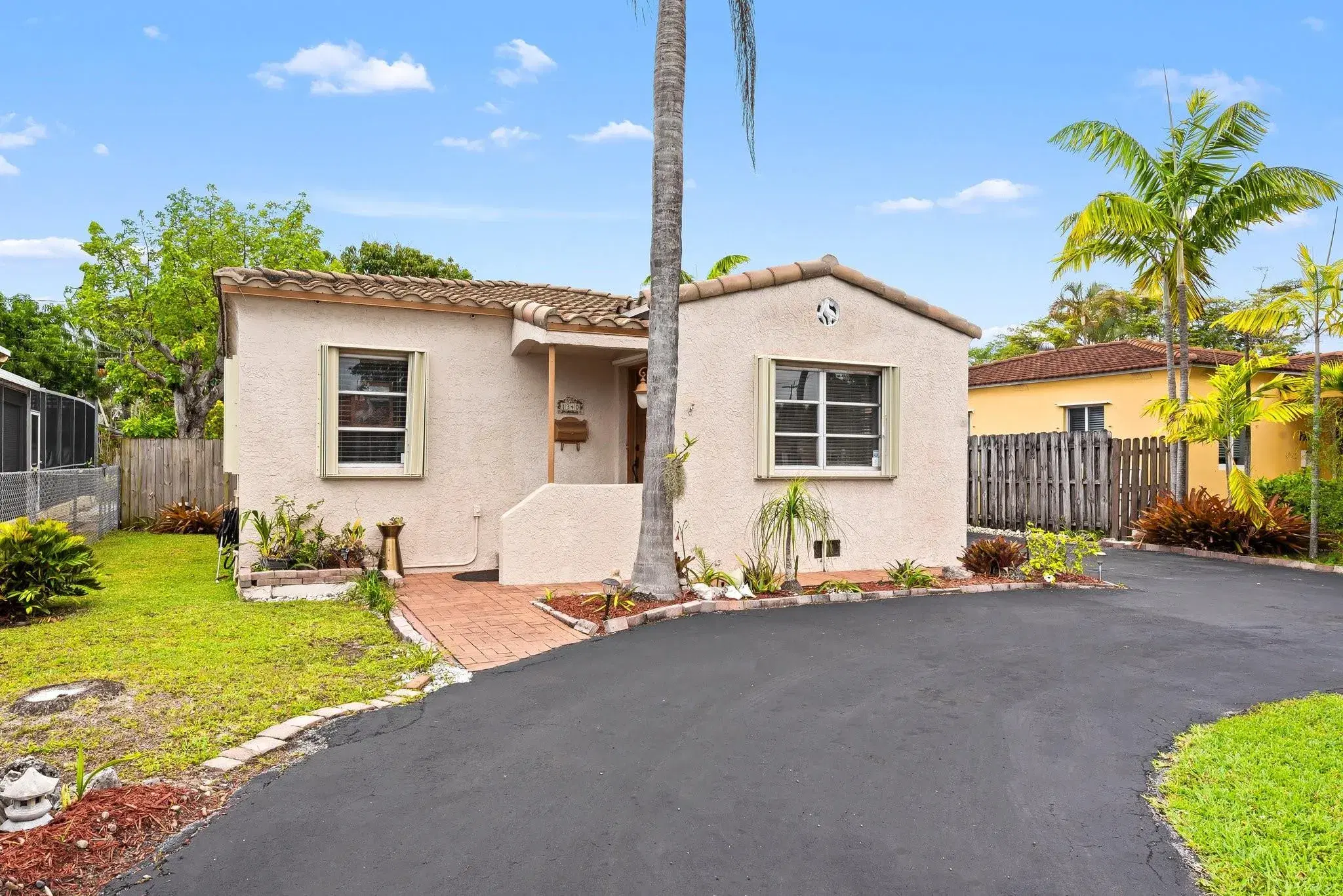 Picture of 1340 Adams St, Hollywood, FL 33019
