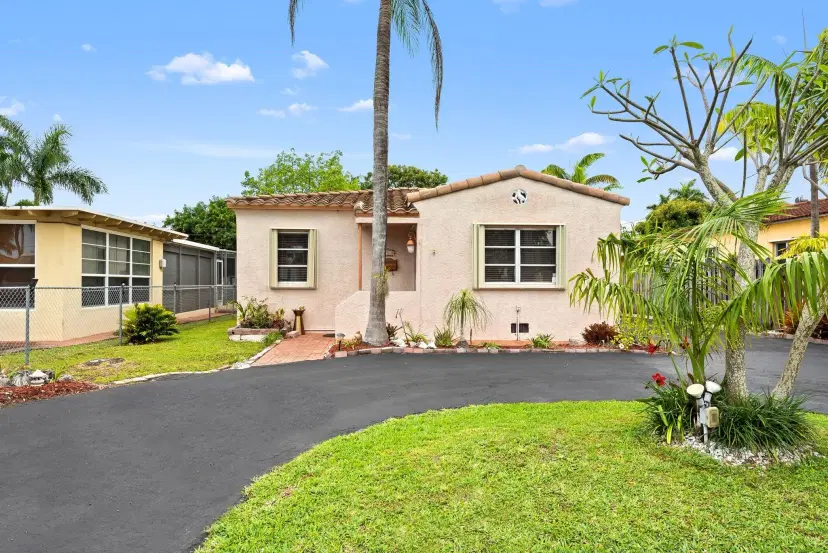 Picture of 1340 Adams St, Hollywood FL 33019