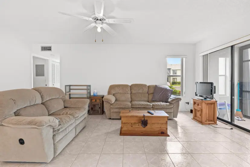 Picture of 3664 Alder Drive D1, West Palm Beach FL 33417