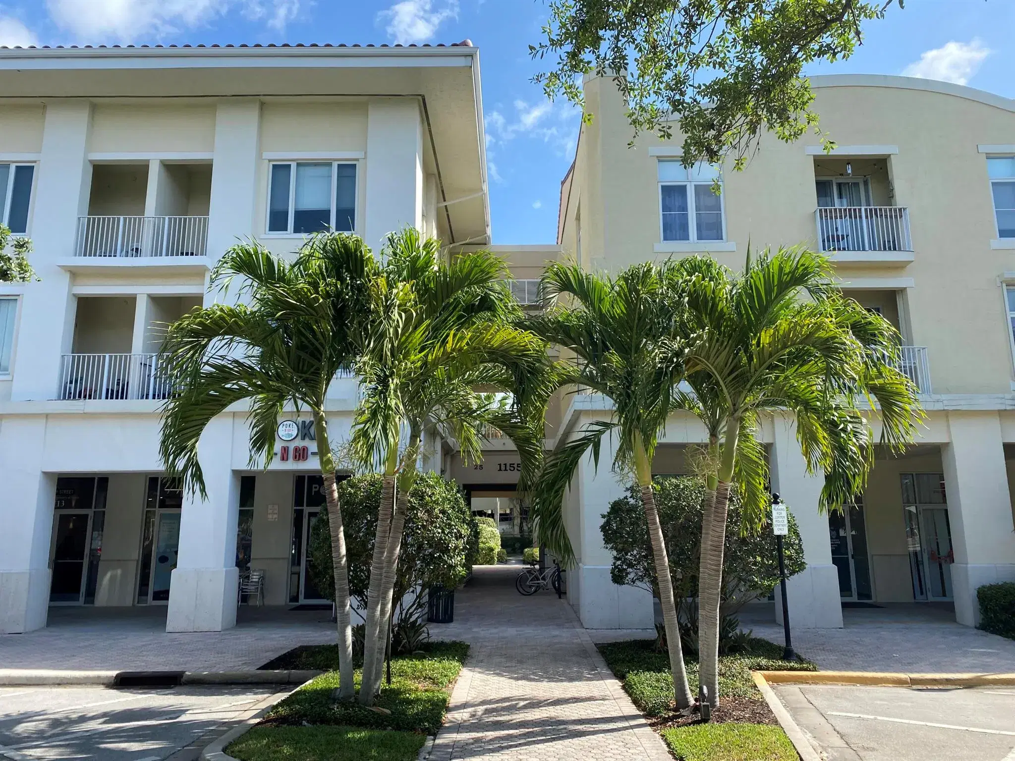 Picture of 1155 Main Street 303, Jupiter, FL 33458