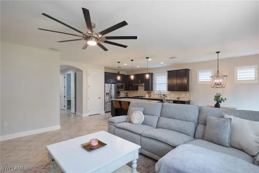 Picture of 6604 Ensor Ct, Fort Myers FL 33966