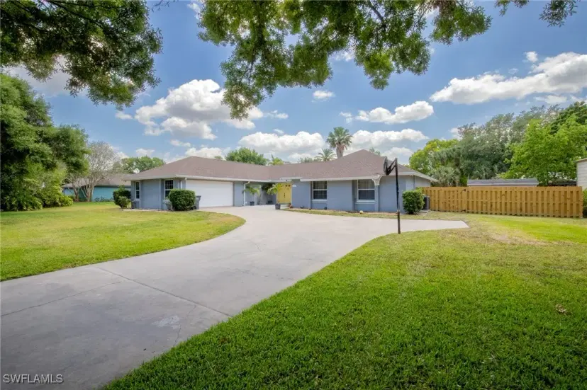 Picture of 1012 Ponce De Leon Ave, Clewiston FL 33440