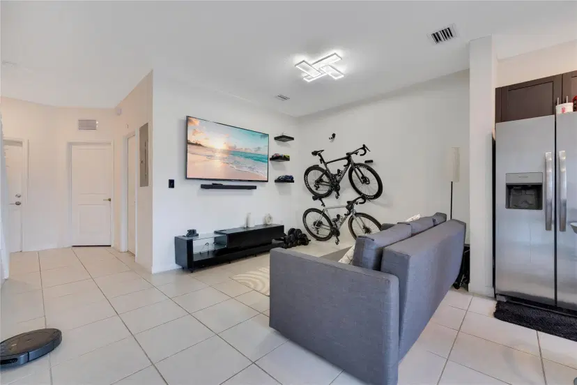 Picture of 10019 SW 228 Ter 10019, Miami FL 33190