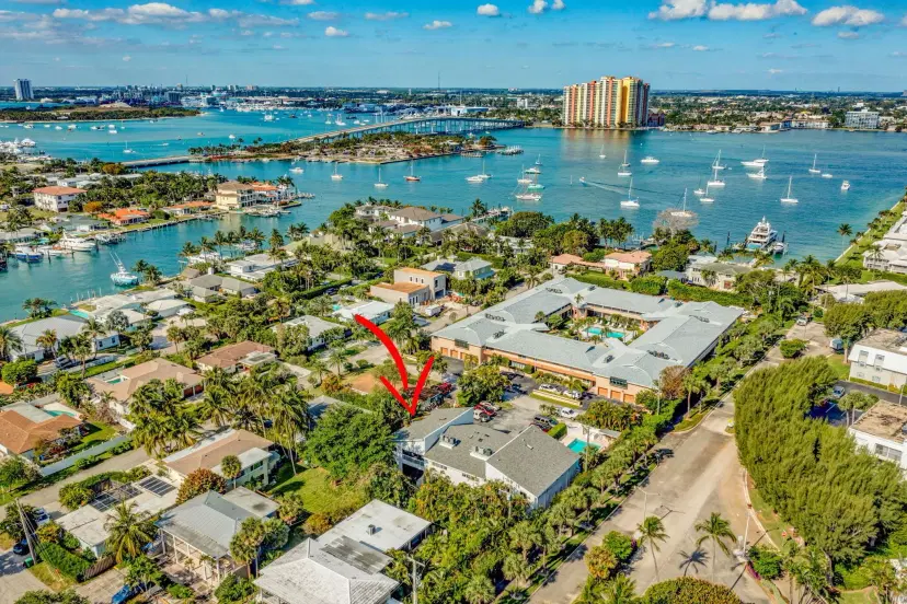 Picture of 3110 Surf Way 4, Singer Island FL 33404