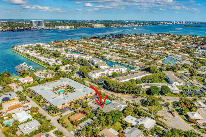 Picture of 3110 Surf Way 4, Singer Island FL 33404