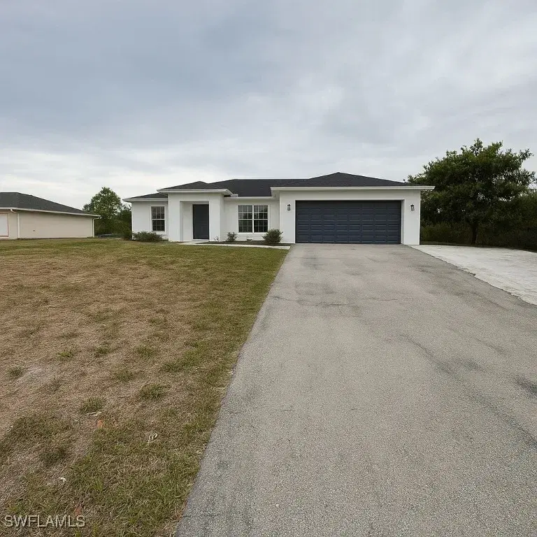 Picture of 2881 2Nd Ave Se, Naples FL 34117