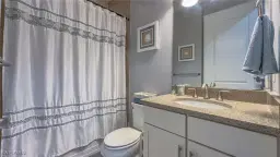 Picture of 14589 Laguna Dr, Fort Myers, FL 33908