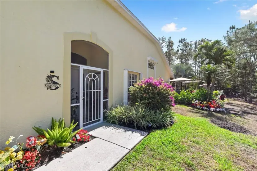 Picture of 5320 Whitten Dr 46, Naples FL 34104