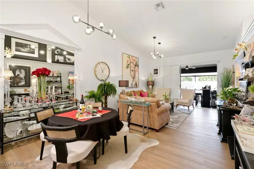 Picture of 5320 Whitten Dr 46, Naples FL 34104