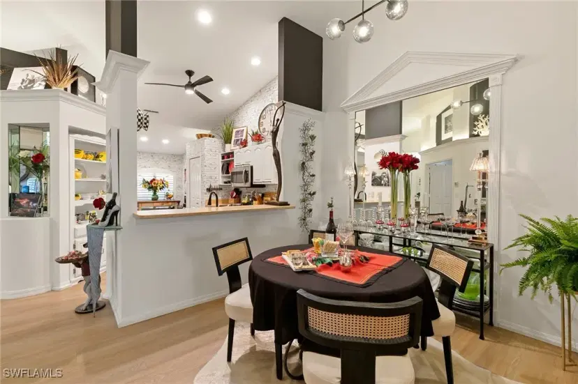 Picture of 5320 Whitten Dr 46, Naples FL 34104