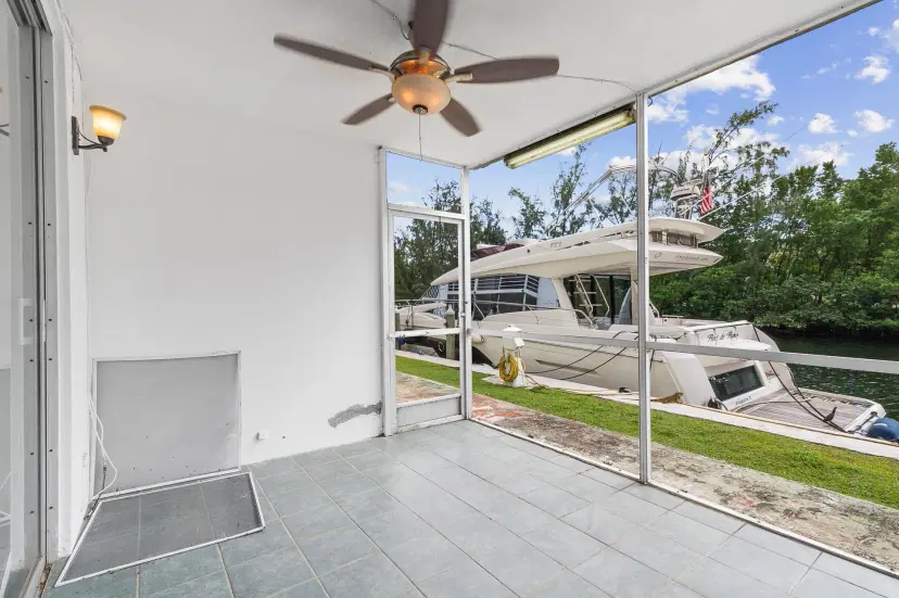 Picture of 3660 NE 166Th St 114, North Miami Beach FL 33160