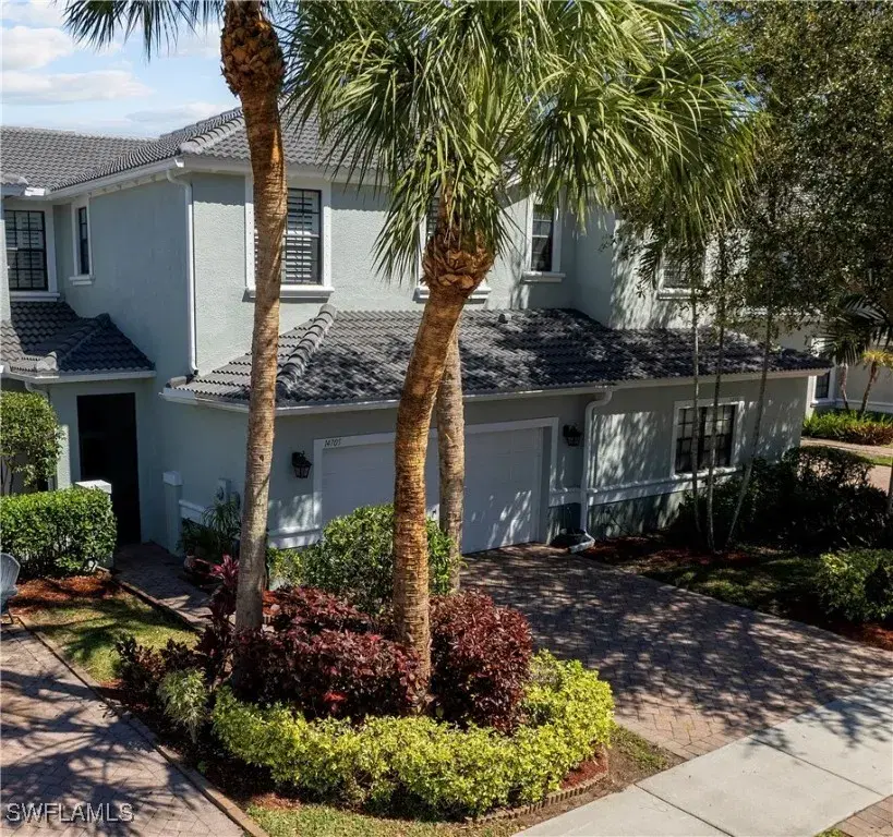 Picture of 14705 Sutherland Ave 102, Naples FL 34119