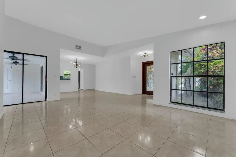 Picture of 10084 Camelback Lane, Boca Raton FL 33498
