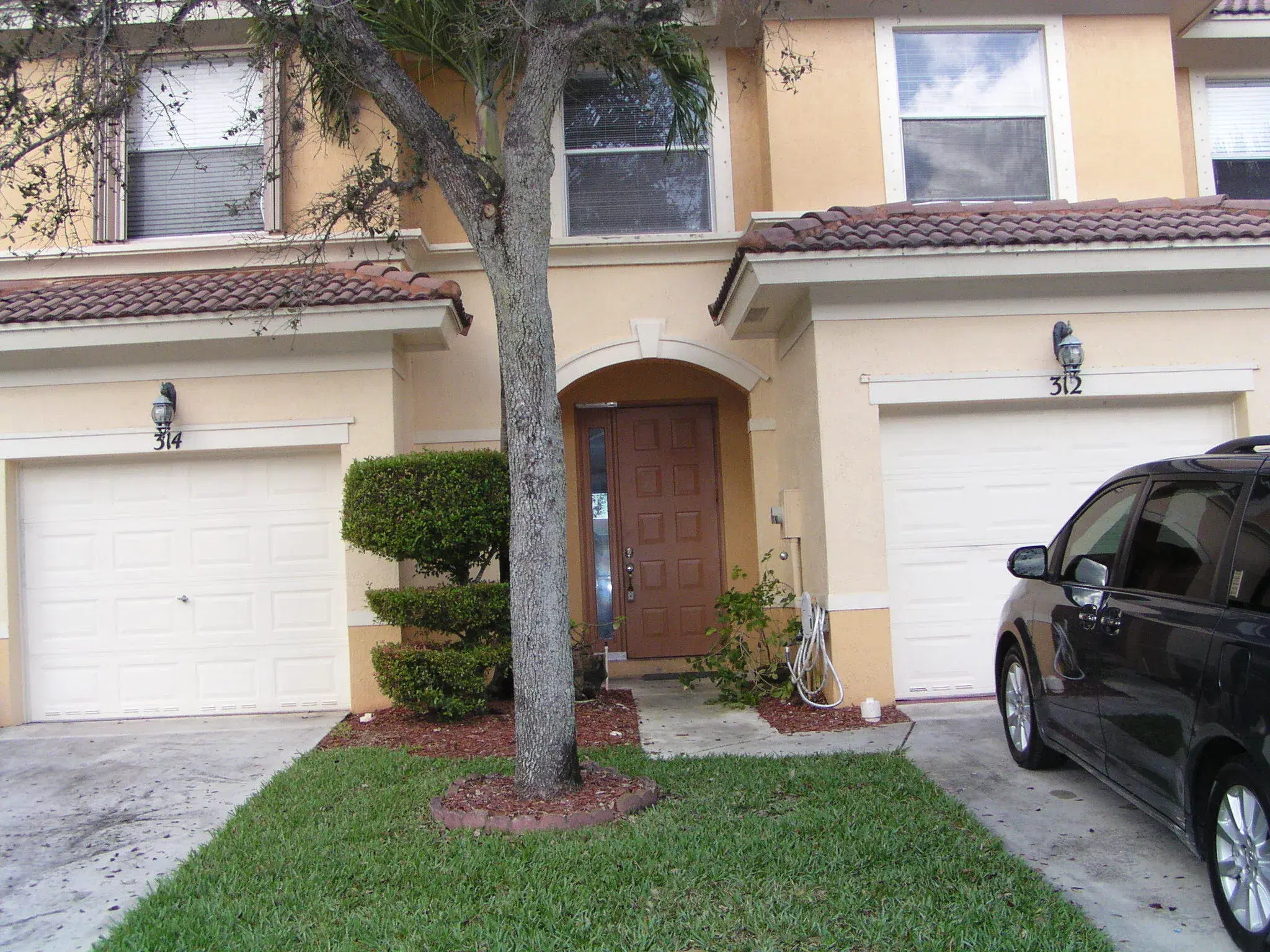 Picture of 312 River Bluff Lane, Royal Palm Beach, FL 33411